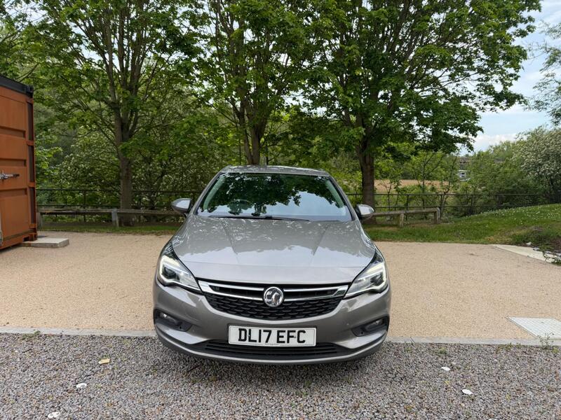 2017 Vauxhall Astra - interior